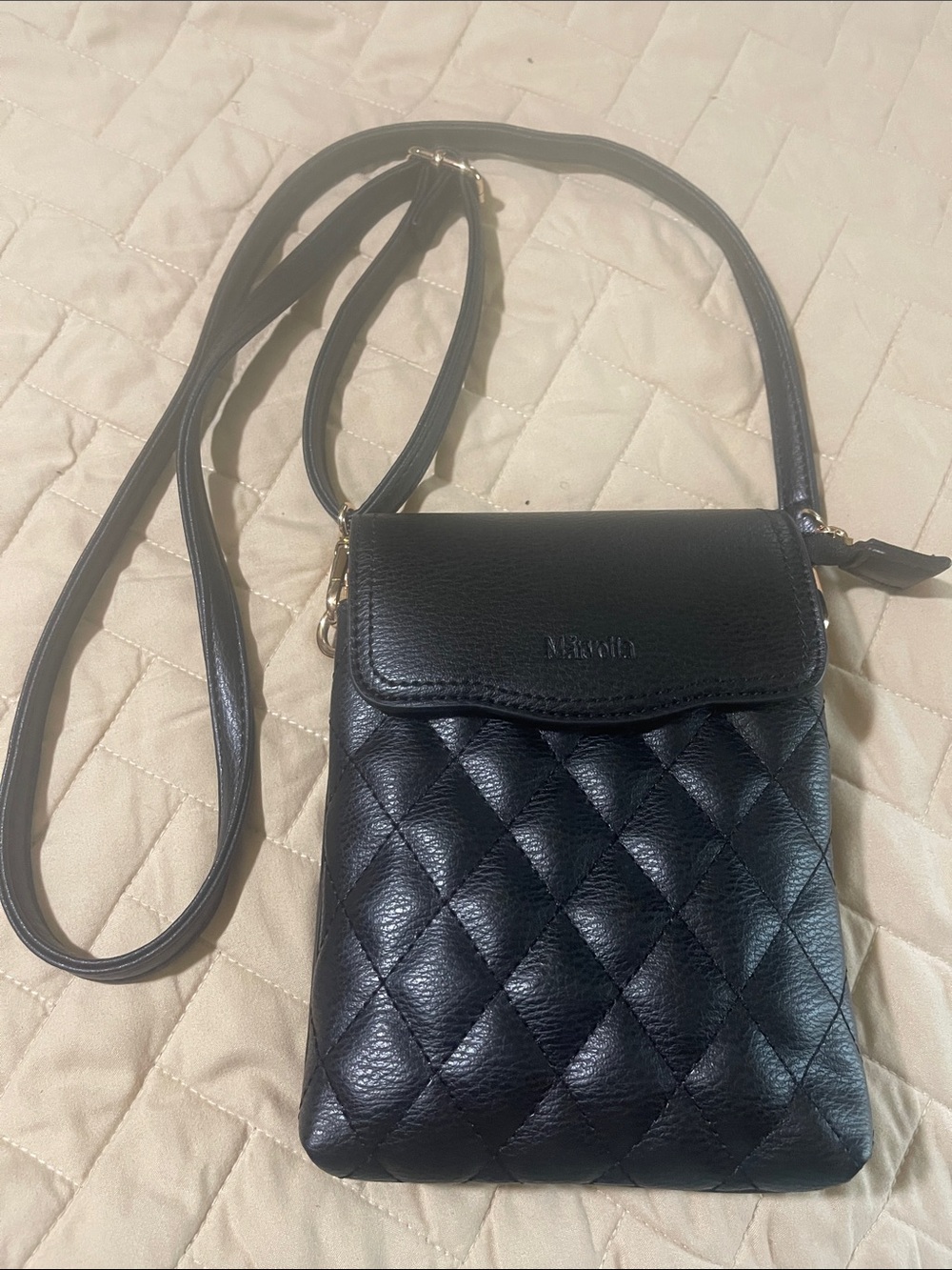 Merona Black Quilted Crossbody Phone Pouch